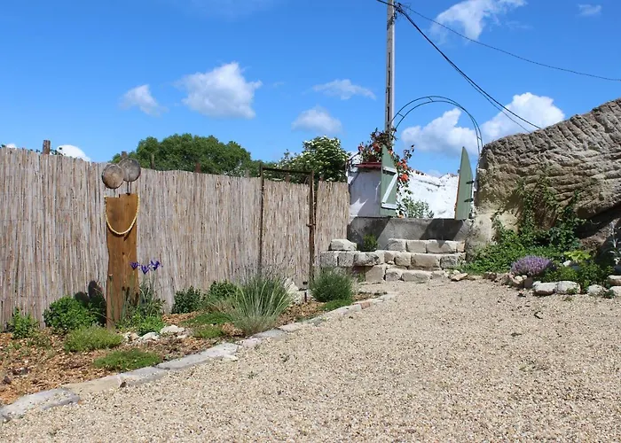 Kakukkfu Barlang-vendeghaz * Noszvaj