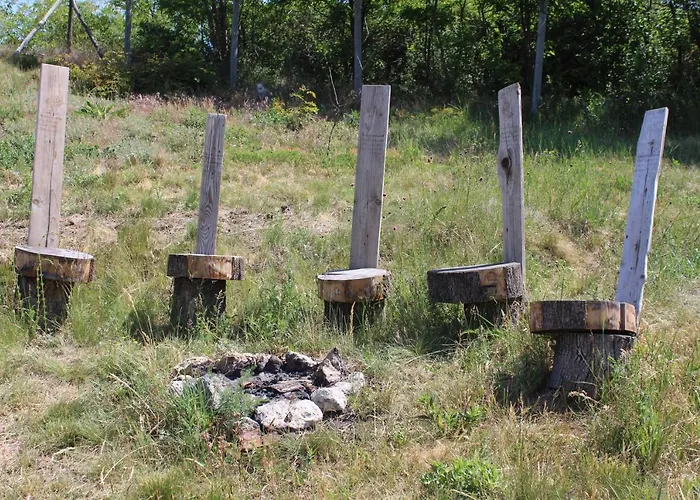 Kakukkfu Barlang-vendeghaz Noszvaj